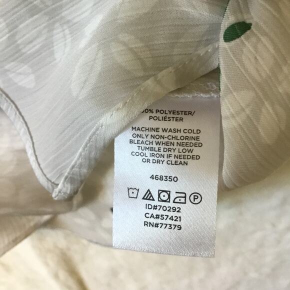 Ann Taylor White Pattern Short Sleeve Top - Picture 3 of 7